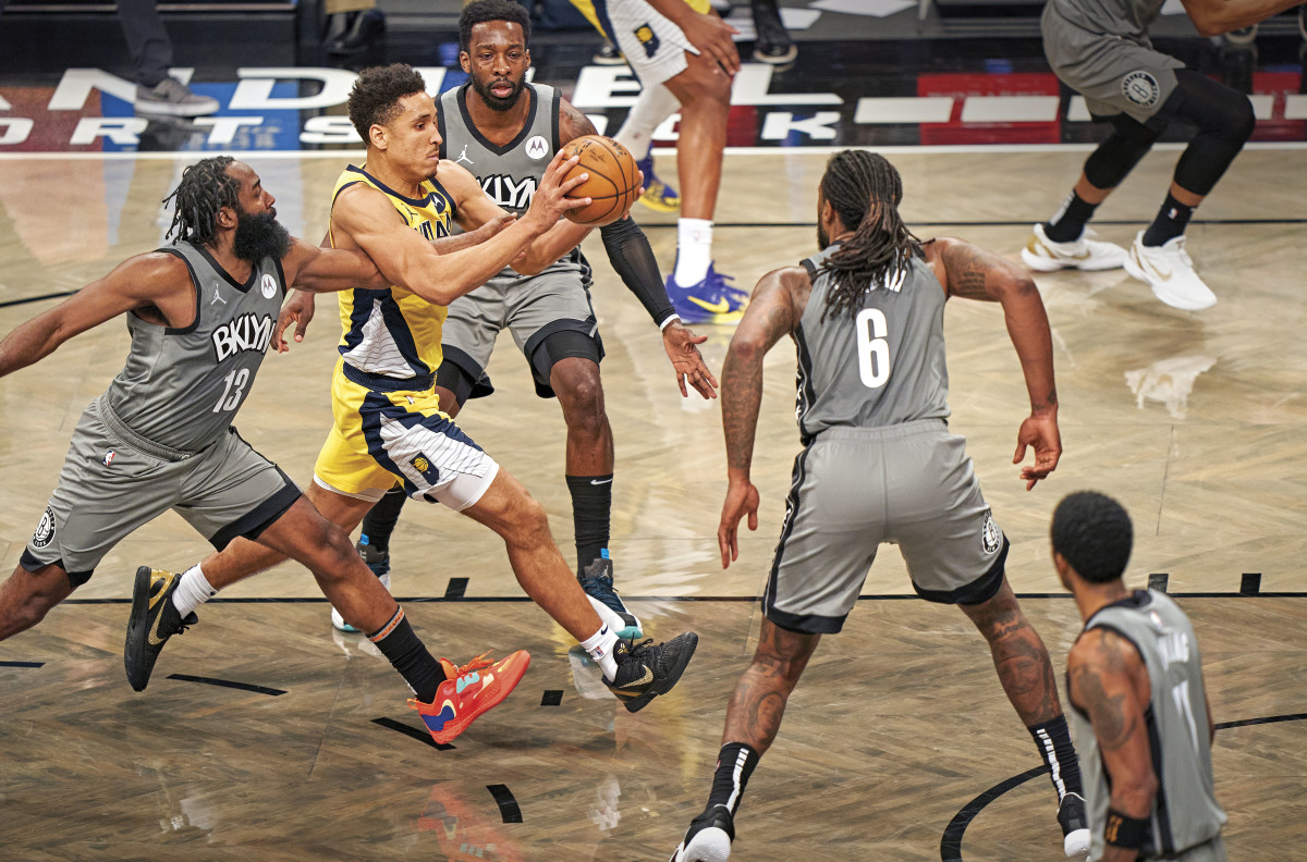 CHANGE OF PACE
A third wheel with the Bucks, Brogdon runs the show in Indiana, leading the team in scoring while keeping an undermanned squad in playoff contention.

